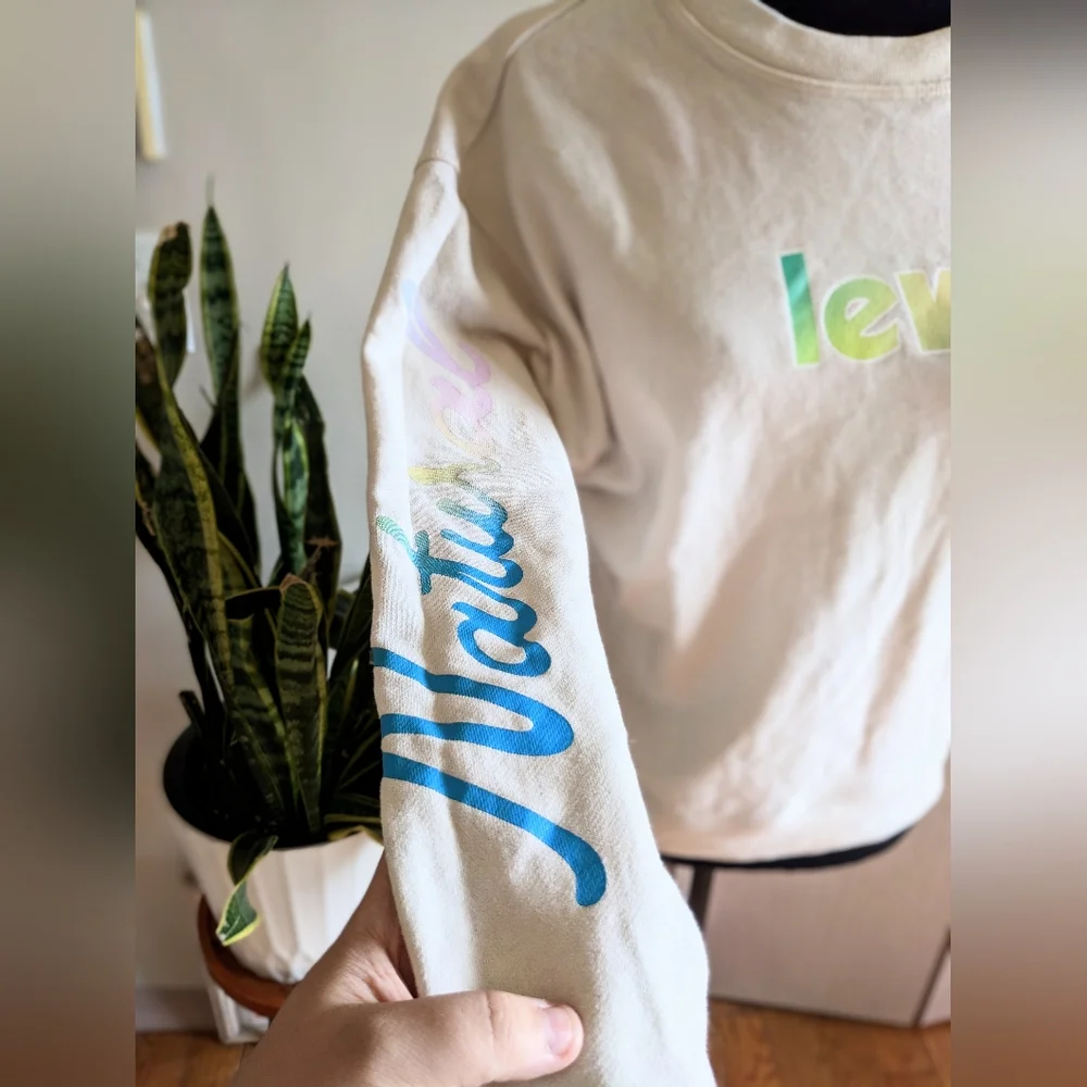 Levi's Cream and Multicolor Long Sleeve Crewneck Women's Size Small - Picture 4 of 8